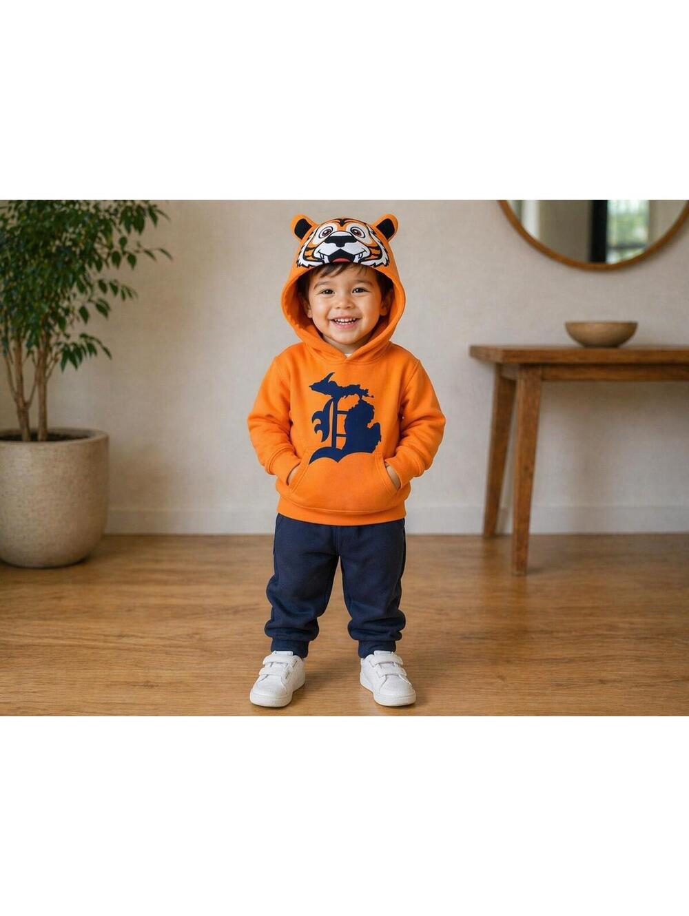 Wild Child Hoodies Boys 2T Orange Detroit Tiger Hooded Michigan Fleece Pullover